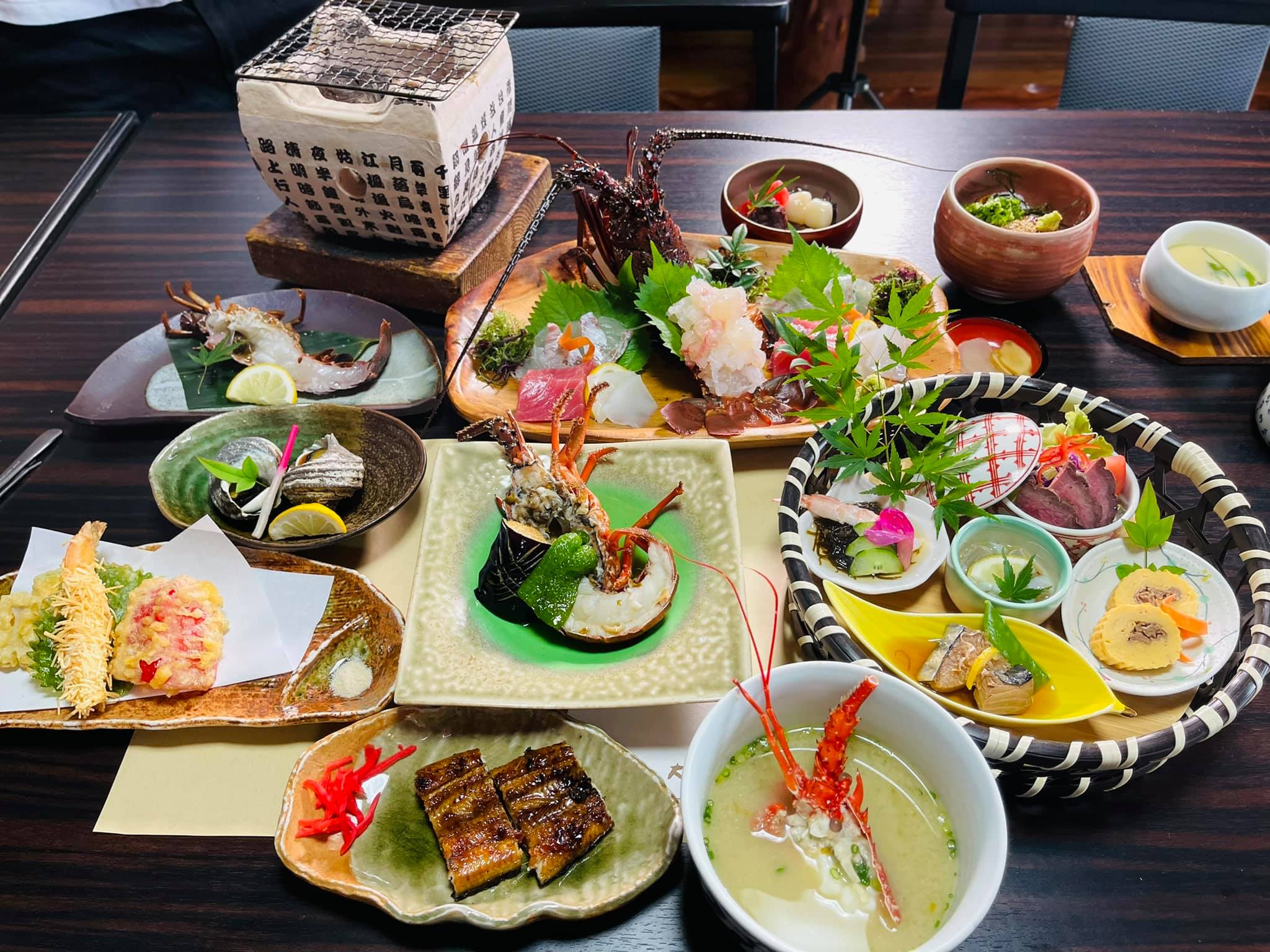 うなぎ料理 大清 大清の伊勢えび三昧コースは、 お一人様 ¥5,500円 (2