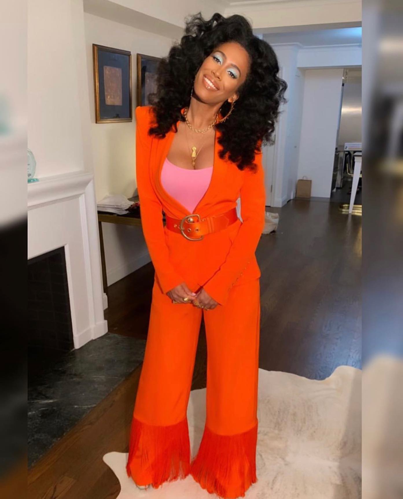 Raven Roberts - Fashion Stylist & Creative Director