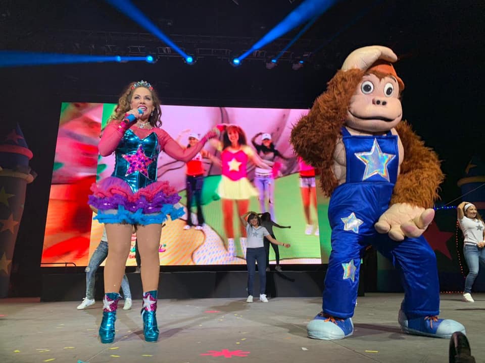 Arena CDMX - Tatiana y el Chango Marango ponen a bailar a... | Facebook