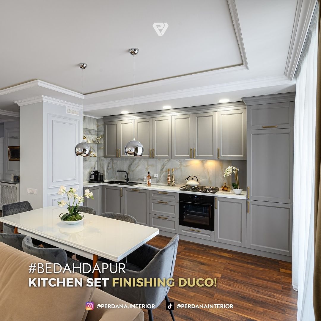 rumanta.id - Bedah dapur, yuk! Ini salah satu furniture...