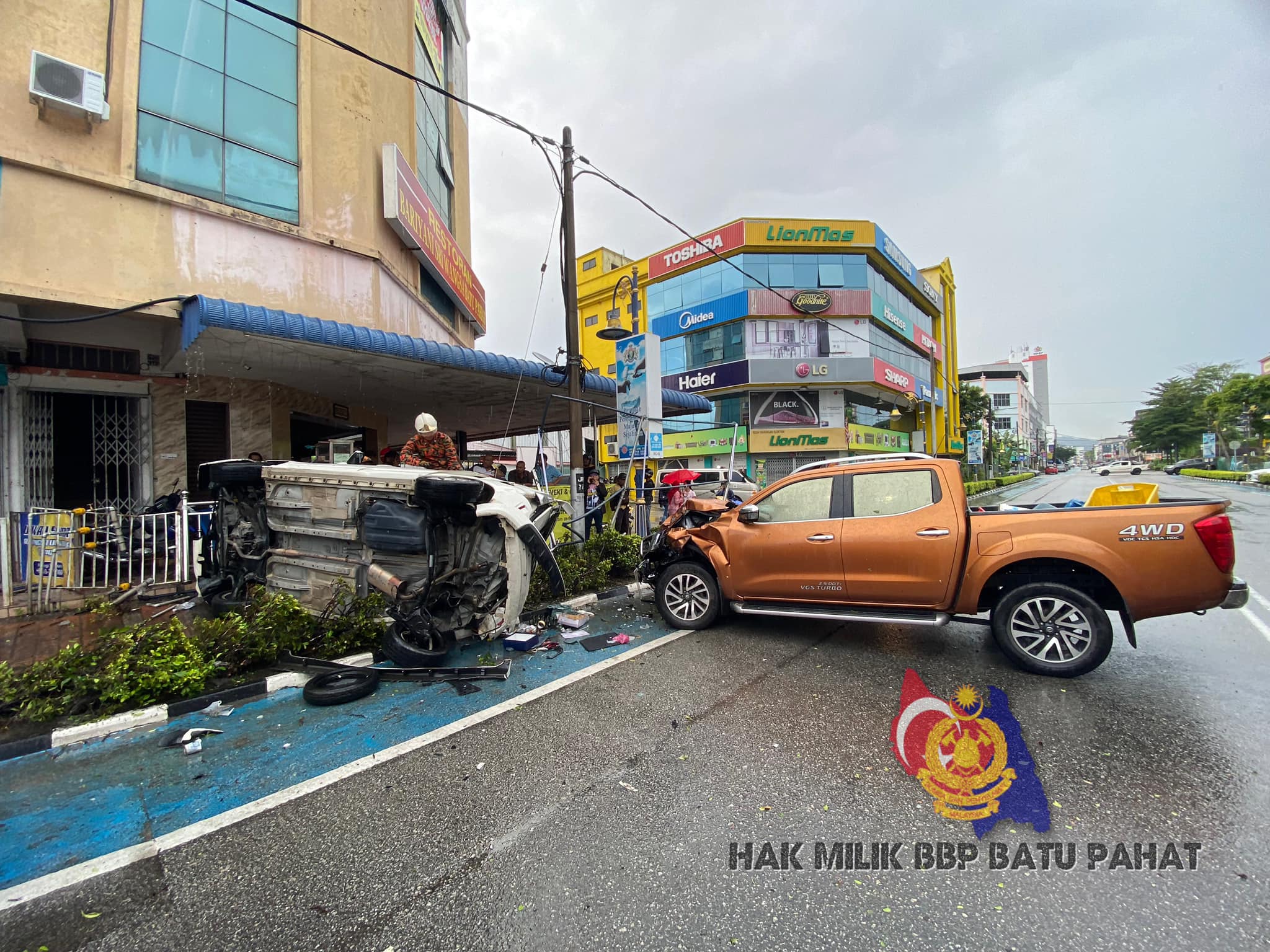 Khidmat Khas... - Balai Bomba Dan Penyelamat Batu Pahat | Facebook