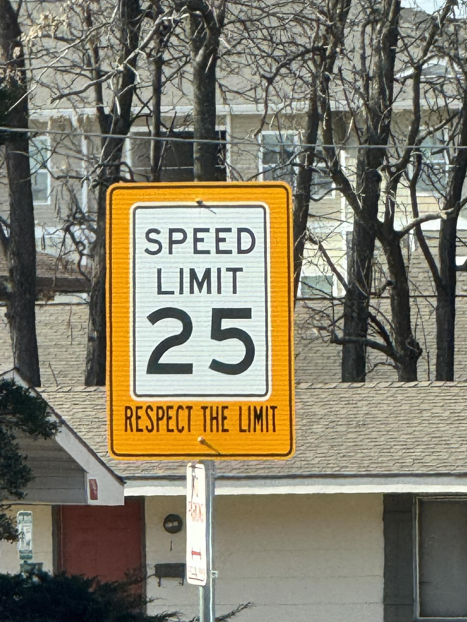 Why are there no speed limit signs on the new Garfield road from