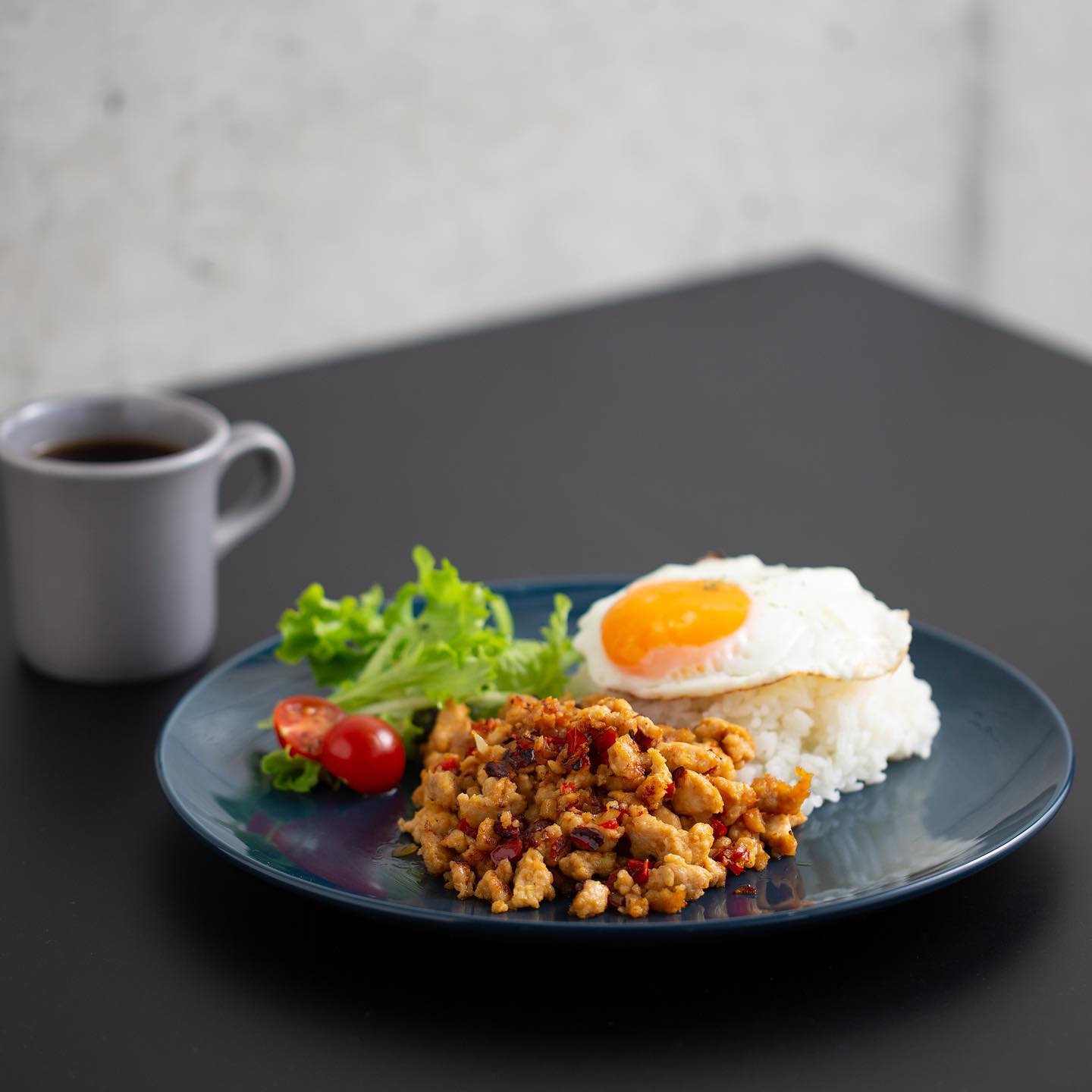Daisuke Shiratsuchi Kissa Sign Post ガパオライス 600 ドリンクセット 100 大須カフェ 大須ランチ 大須グルメ 名古屋グルメ 名古屋ランチ 名古屋カフェ 栄カフェ 栄カフェ巡り 栄ランチ 名古屋カフェ巡り 大須カフェ巡り 大須バー 栄グルメ 大須