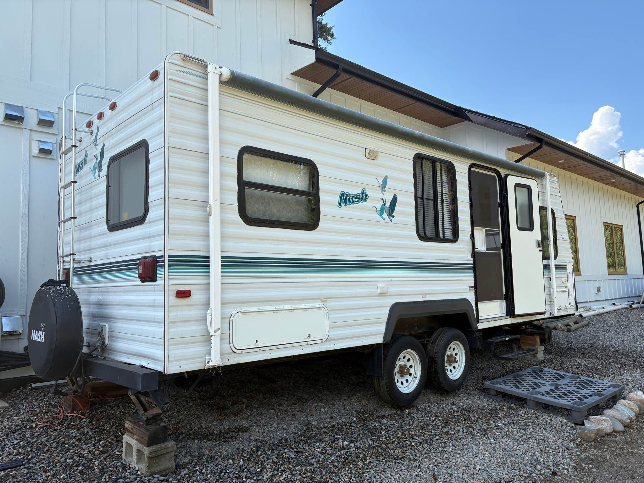 2000 Nash 24-A Travel Trailer - RVs & Campers - Scotch Creek, British ...