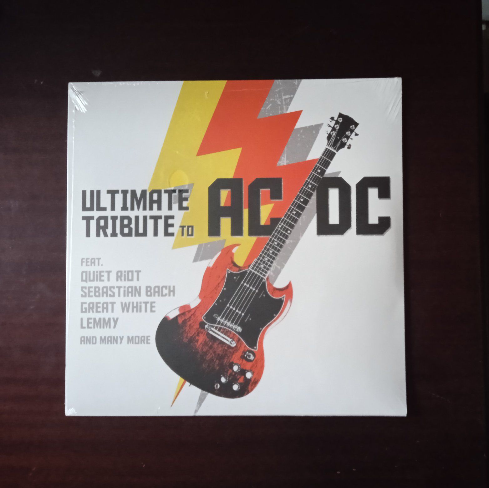 Various – Ultimate Tribute To AC/DC Label: Golden Core – GCR 55076 