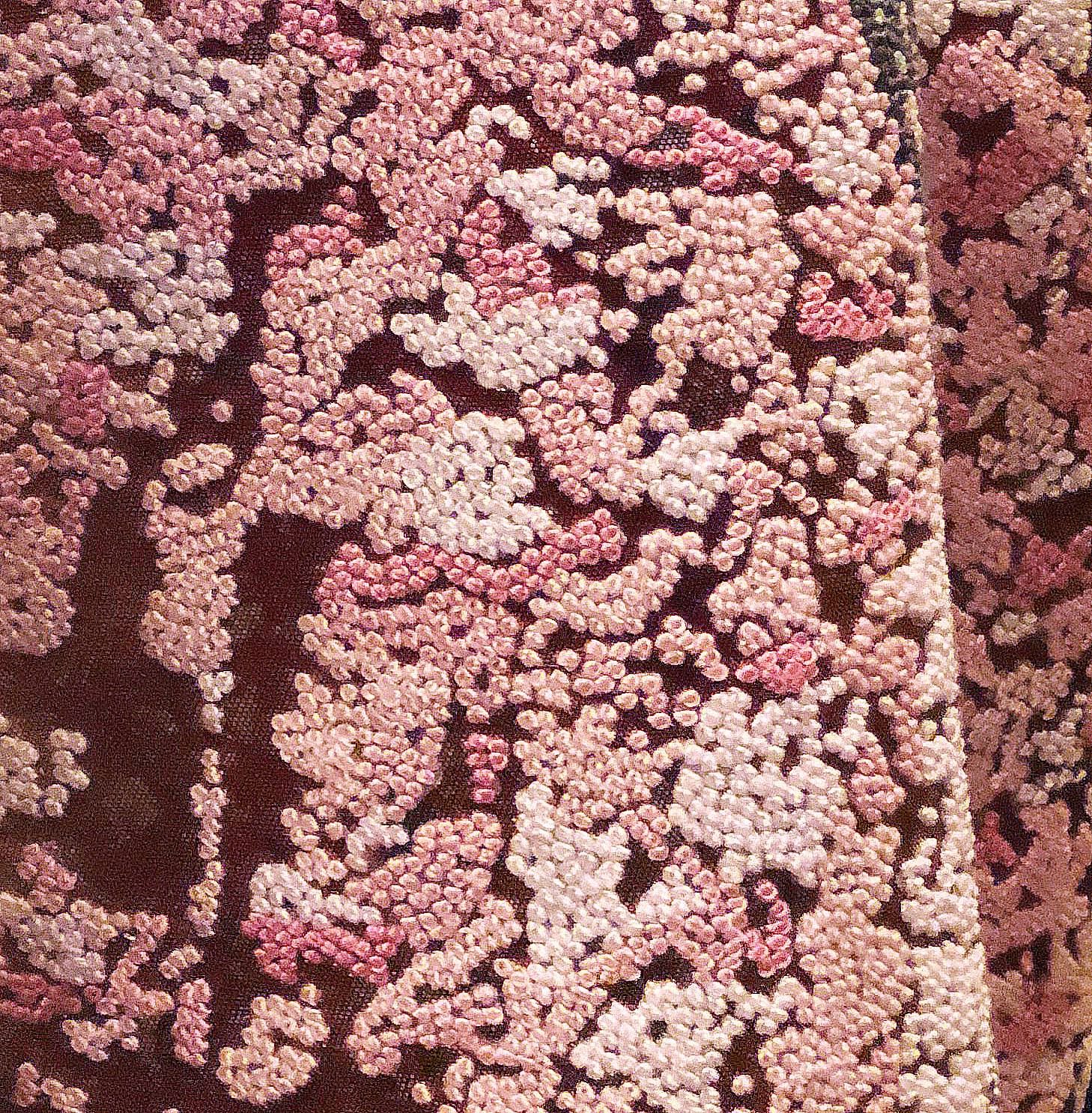 円山公園夜桜／総相良刺繍 . 色打掛 . 円山公園の現存の豪華絢爛と 