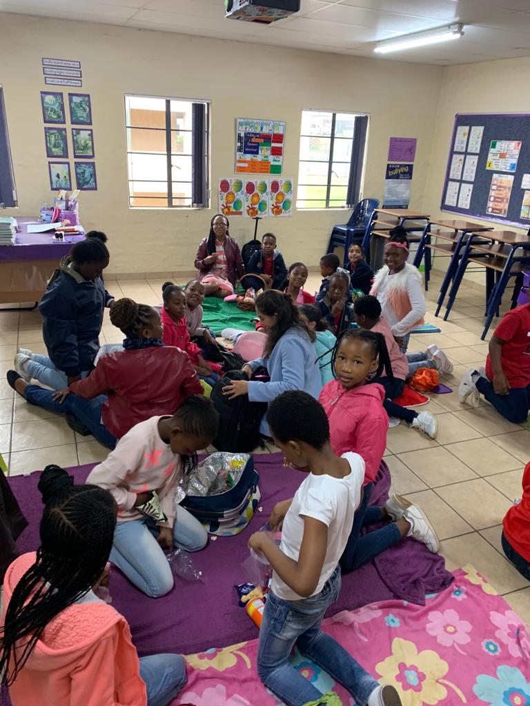 Grade 4 Valentine's Day picnic! Thank... - Curro Thatchfield
