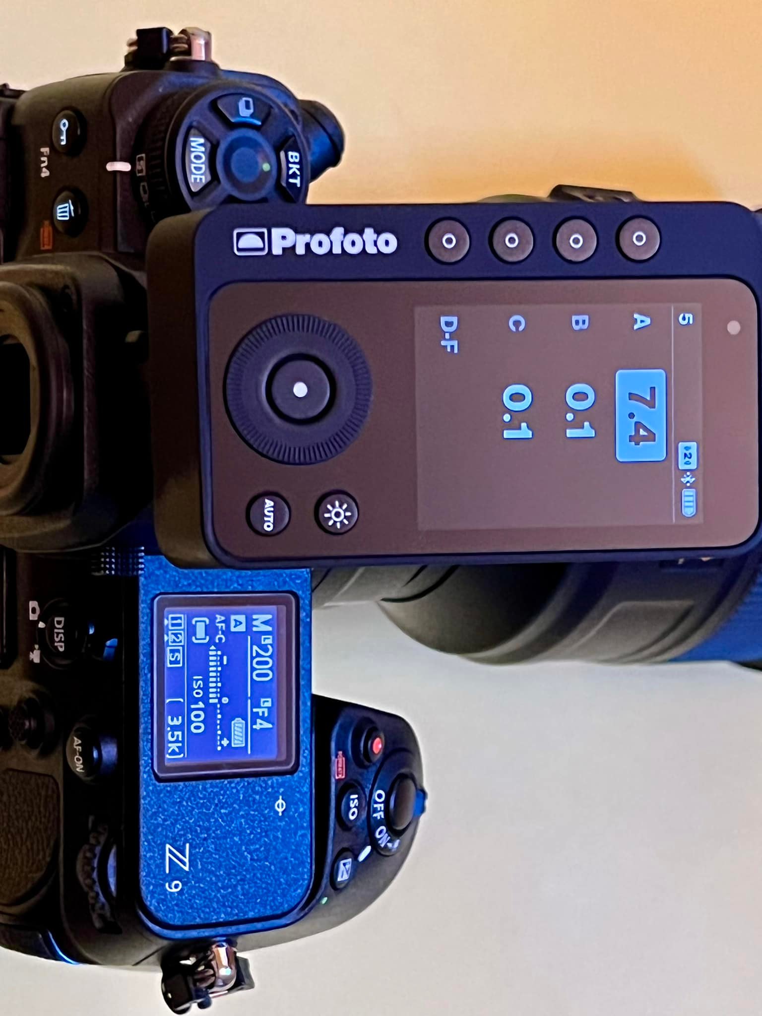 A trigger-free flash? Check out Profoto