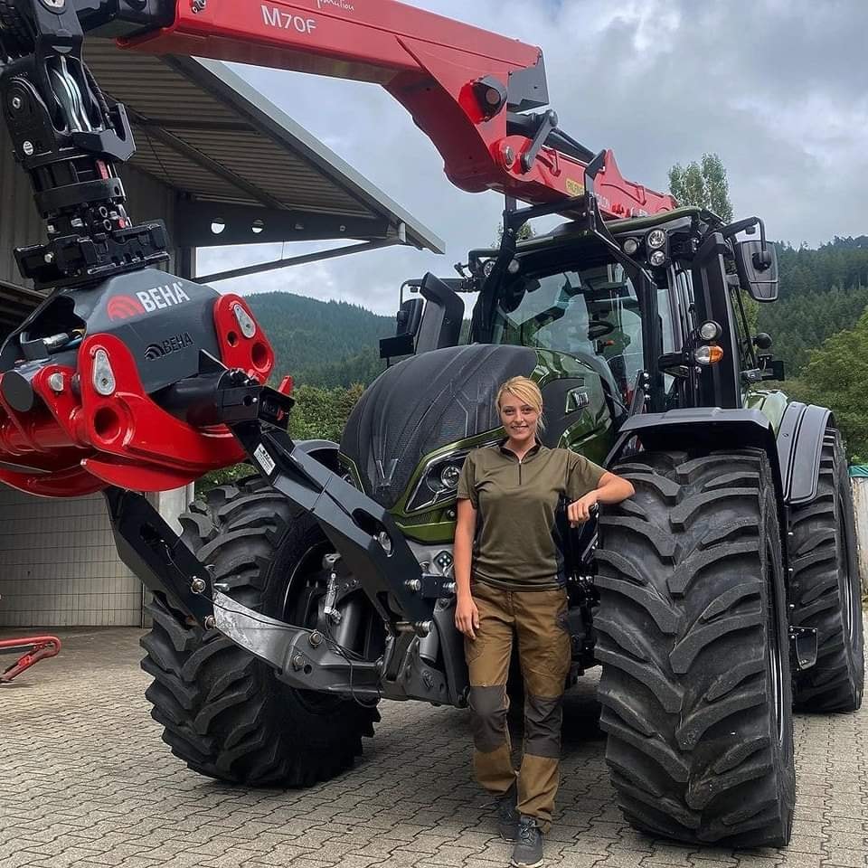 CRAZY Operator - CRAZY Operator added a new photo.