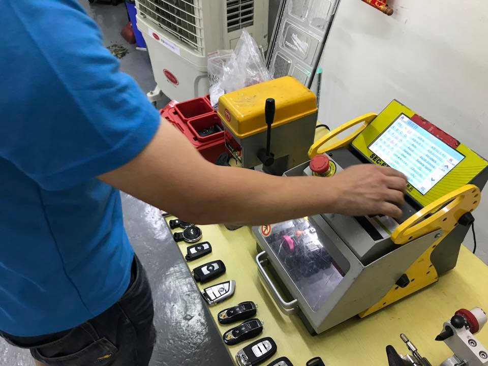 唔見咗車匙，車匙壞左，唔洗怕，GoGoWash 幫到你！ GoGoWash 為您提供汽車配匙電腦配對服務，100%準確。 日本車，歐洲車，任何 ...