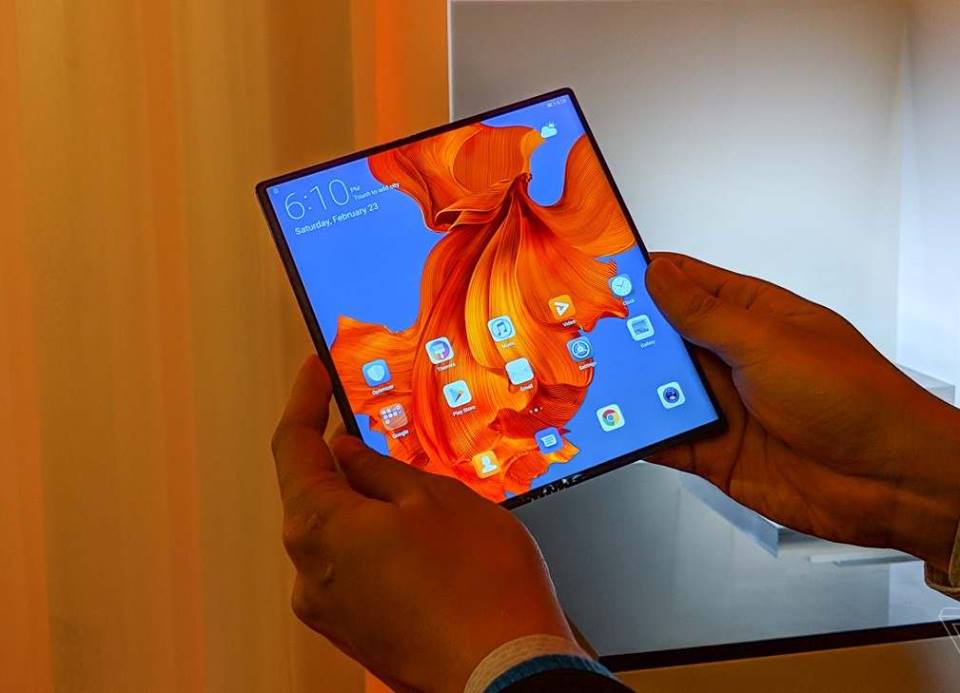 HYPER PIXEL - หลุดภาพ #Huawei สมาร์ทโฟนพับได้ Mate X... | Facebook
