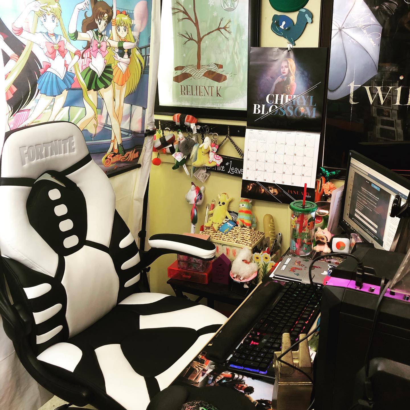 My streaming setup, I will have to ask... - ThriftyCosplayer | Facebook