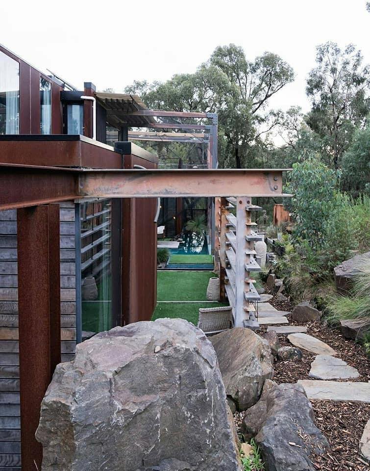 The @callignee_ecobushhouse [IG]... - Architecture & Design