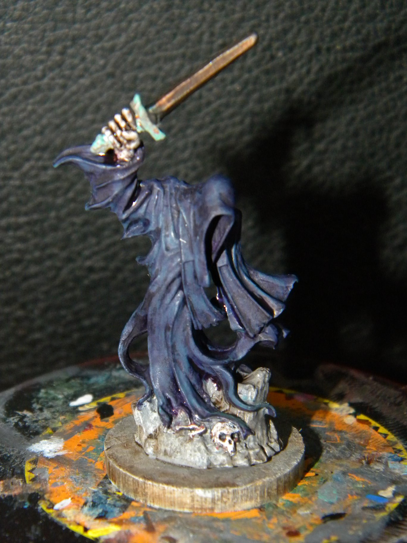 Miniature Reaper Bones Chevalier Mort-vivant Barrow Warden - 28mm, Non Peinte, à Assembler