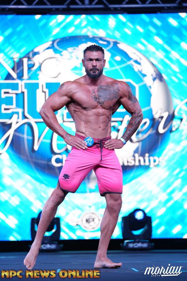 Damien Body Lions