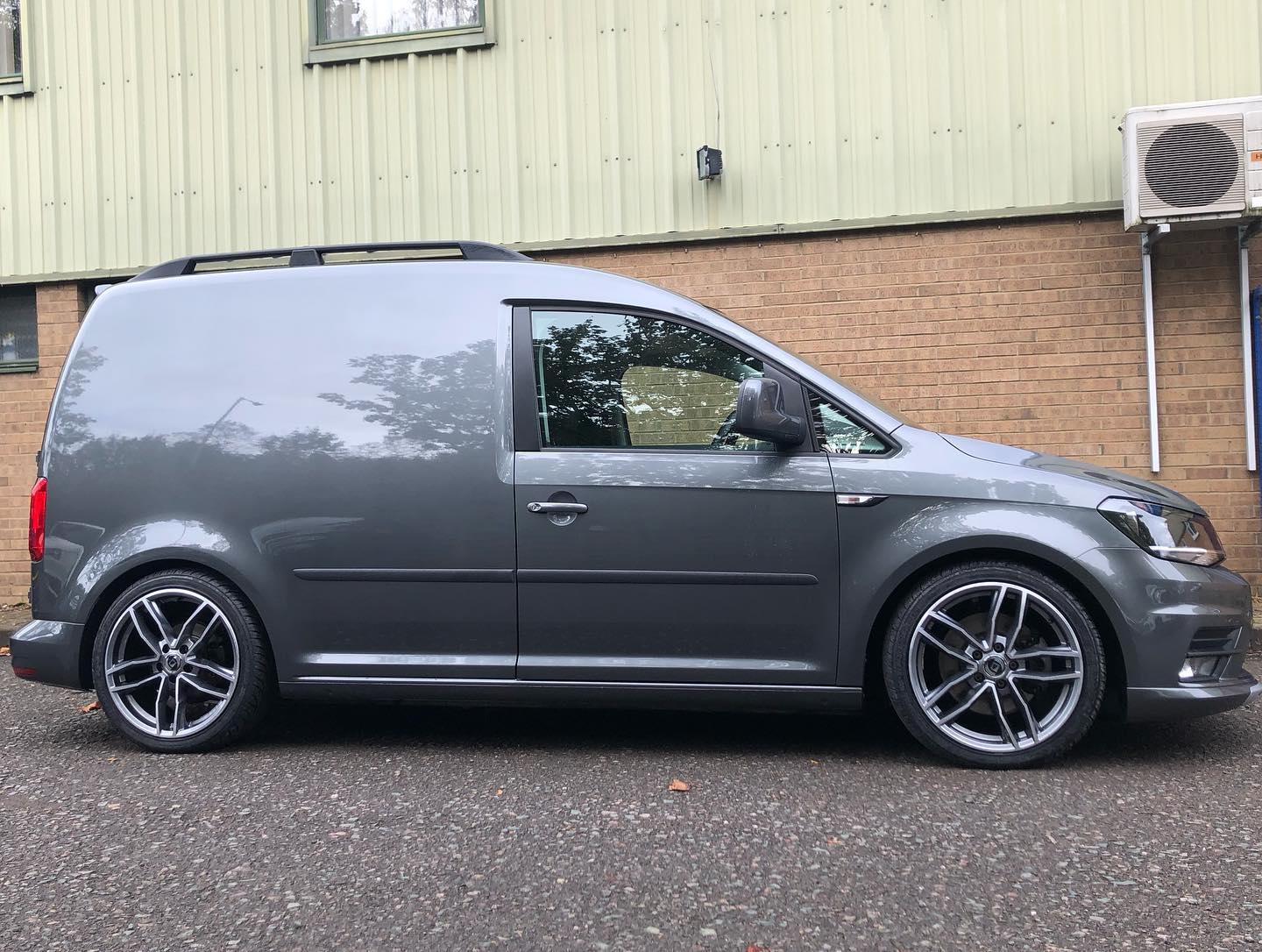 Simp... - Reflex Auto Design-Custom Body and Paint Specialists