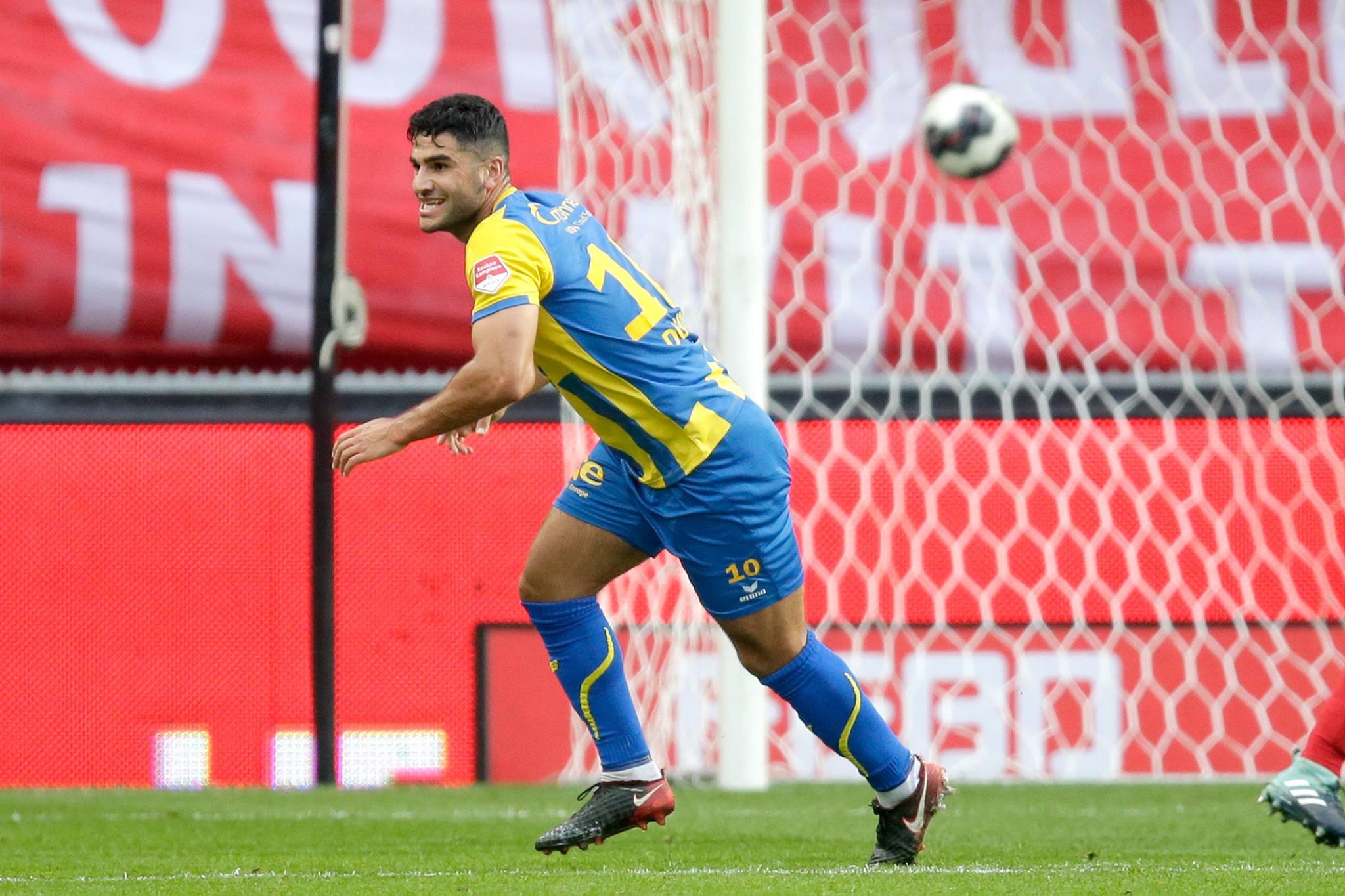 TOP Oss - 🎊🎁🎈 Ook vandaag is het feest! Topscorer Huseyin...
