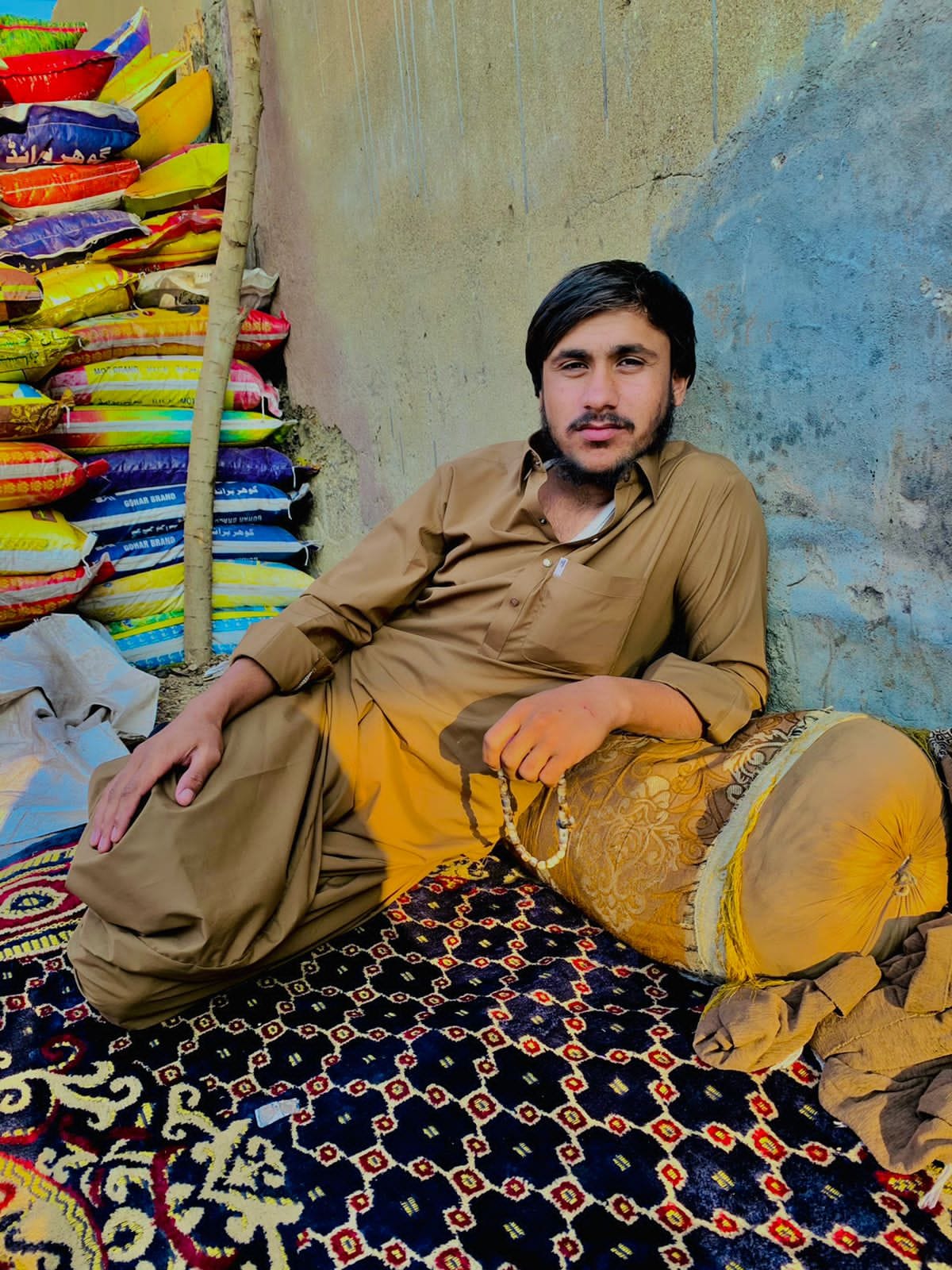 میرویس۔خان اچکزﺉ