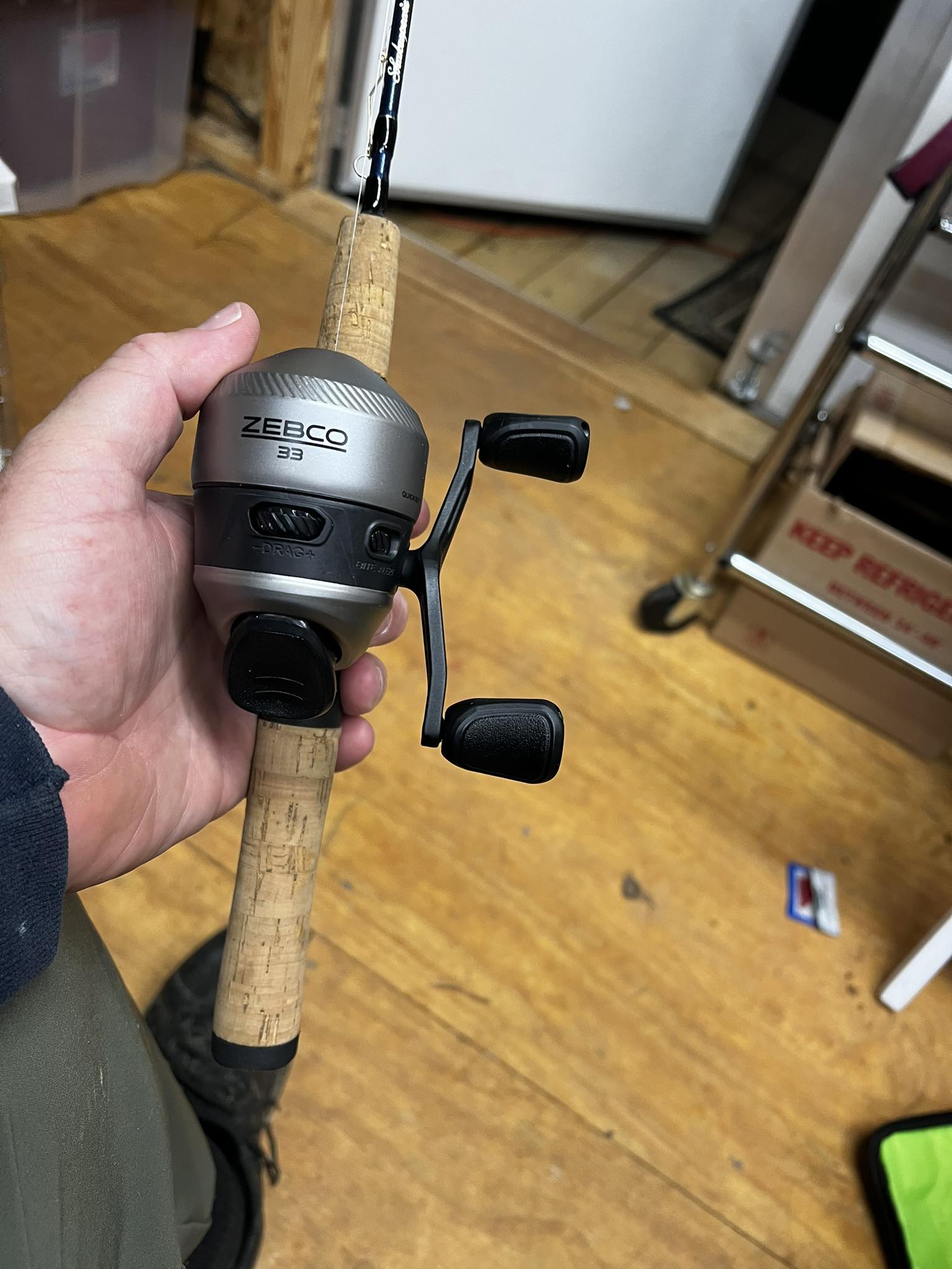 okuma celilo 8'6 rod match up with zebco bullet reel MG Spincast and Fishing Combo, 7-Foot 1-Piece IM8 Graphite Rod MaxTac Grip Rod Handle, Fastest Spincast Reel Ever in an Ultra-Lightweight Magnesium Body, Dark Silver bearing system and a FreeFlow 3mm line guide that extends casting distance and overall performance. Zebco Bullet MG Spincast Reel