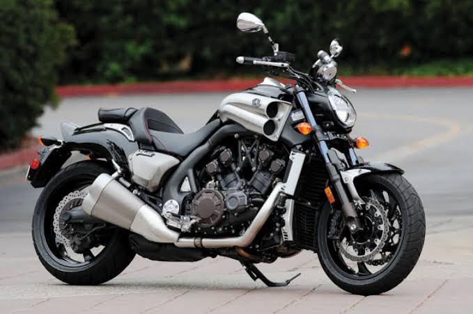 Used 2009 Yamaha V-Max 1700 cc Black Good confabulation With 