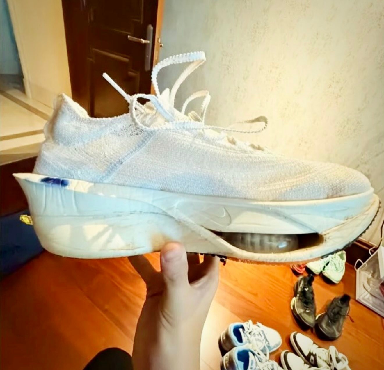 Inspired by both the Air Rift from 1996 and Japanese workwear