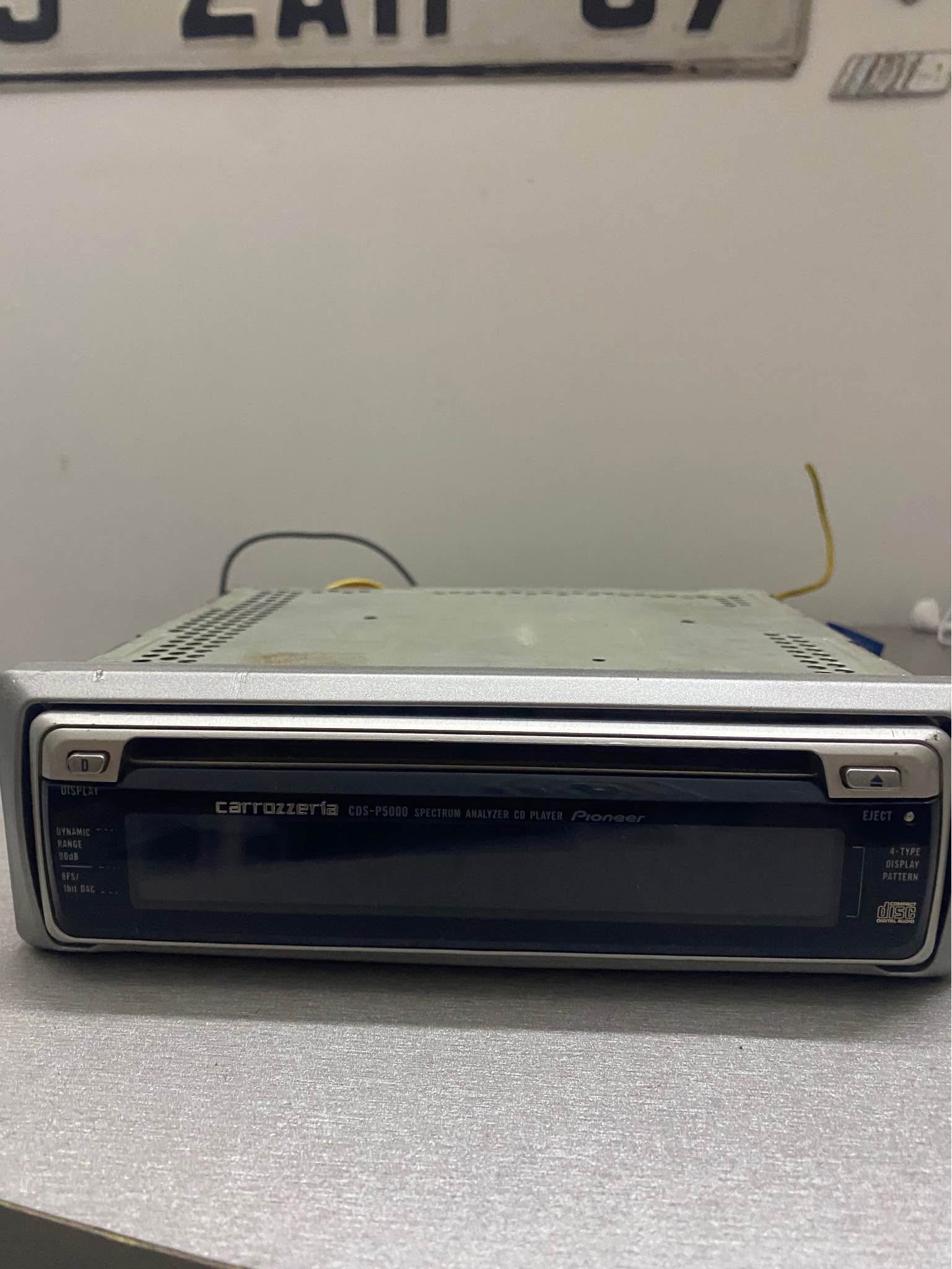 CARROZZERİA CDS-P5000 CD PLAYER SPECTRUM ANALYZER