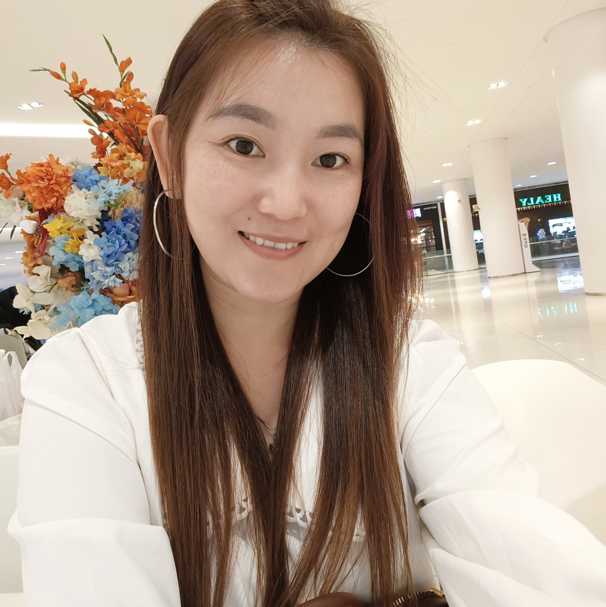 可爱的狗狗~~~ 一直来“塞奈”😂😂😂 #生活 #fblifestyle | Angela Looi | Facebook