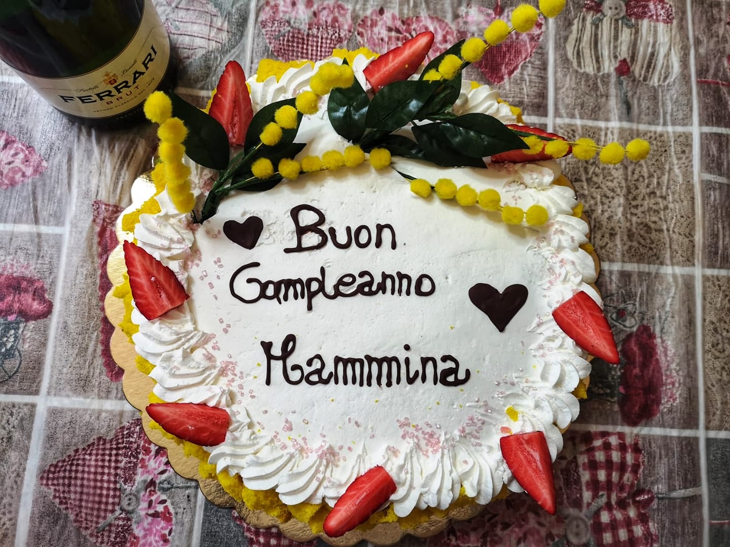 Tanti Auguri Di Buon Compleanno Con Rose Auguri Di Buon Compleanno Immagini Di Buon Compleanno Buon Compleanno