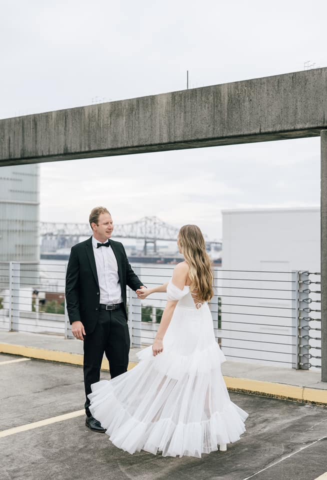 Selling my Selfie Leslie “pixi off the shoulder white maxi dress” worn once by me for engagement pictures and once by another girl for engagement pictures size small. I normally wear a