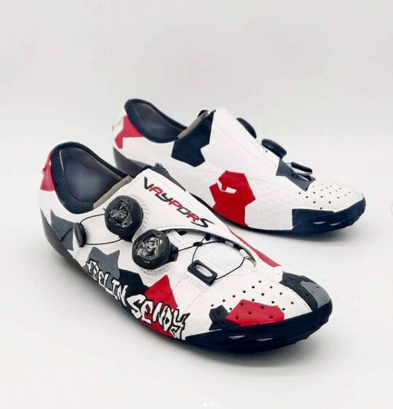 Elevate-Webiplex Pro Cycling Team