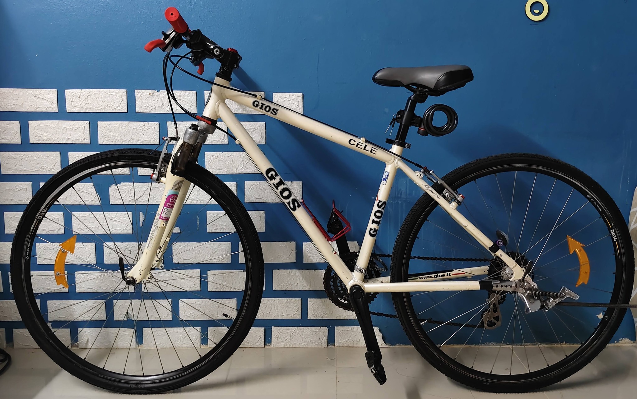 GIOS CELE 4500 กทม เฟรมอลูมิเนียม เหมาะสำหรับความสูงประมาณ155-175 