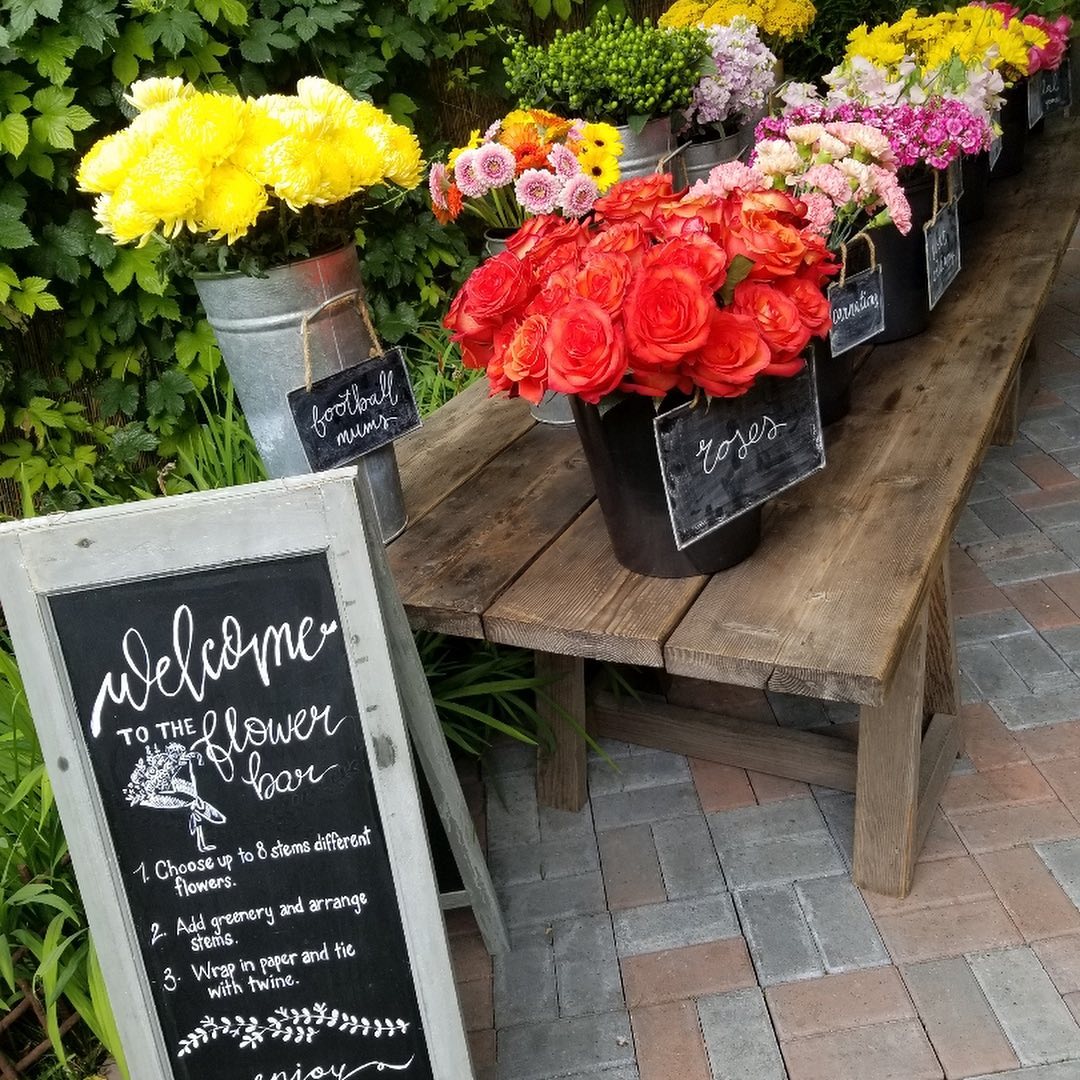Flower Lab - A #flowerbar at your next event?? Such a cool...
