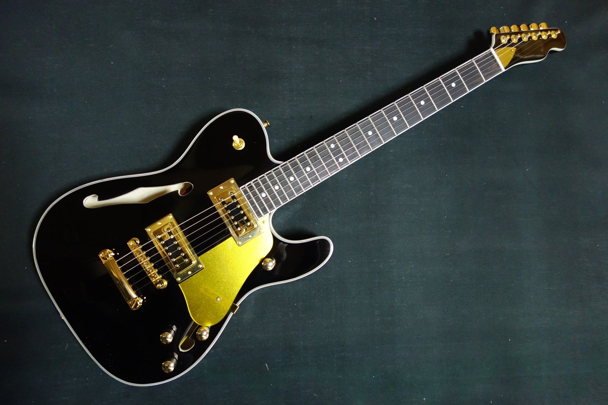 TOKYO GUITARS TL-340 セミホロウ エレキギター TL-340シリーズ、公式販売ウェブサイト上にてお取り扱い開始致しました