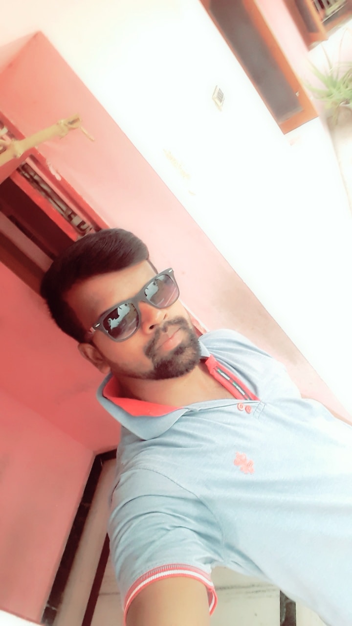 Moorthy R