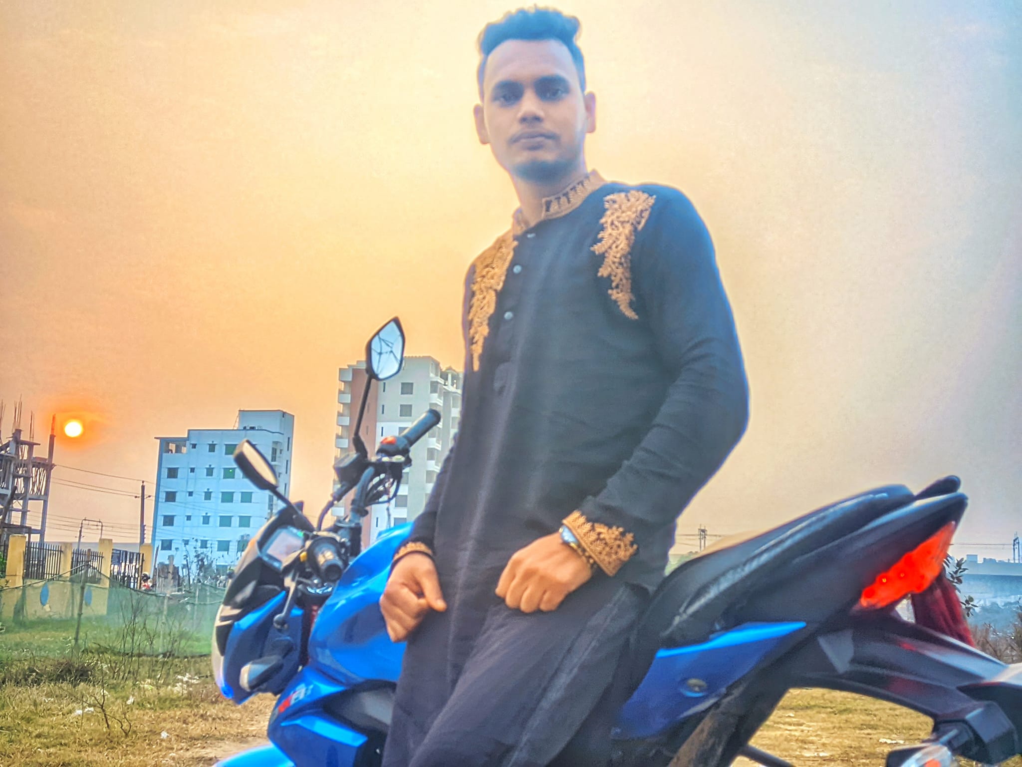 Md Rãjú Shêkh