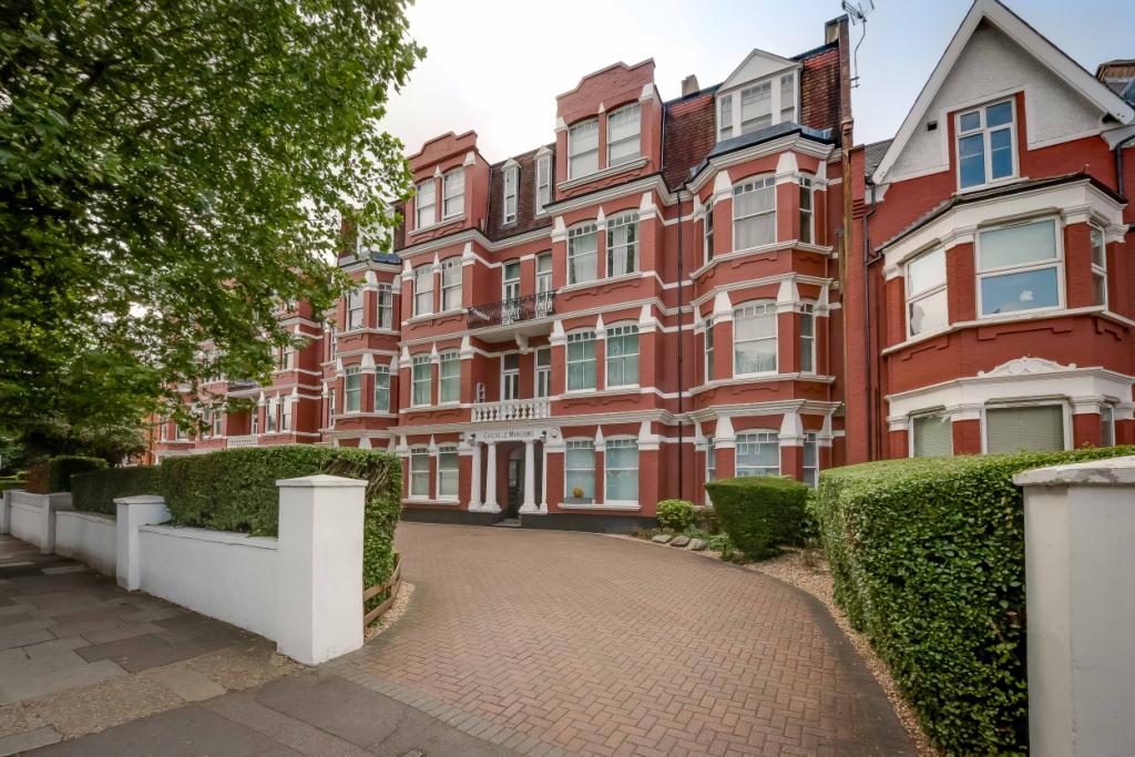 two-double-bedroom-winkworth-paddington-bayswater-facebook