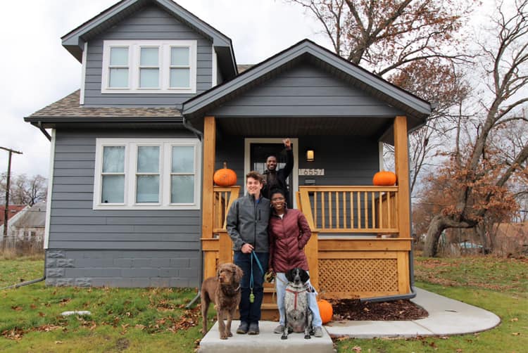 Fitz Forward - Meet the Family who now call 16557 San Juan...