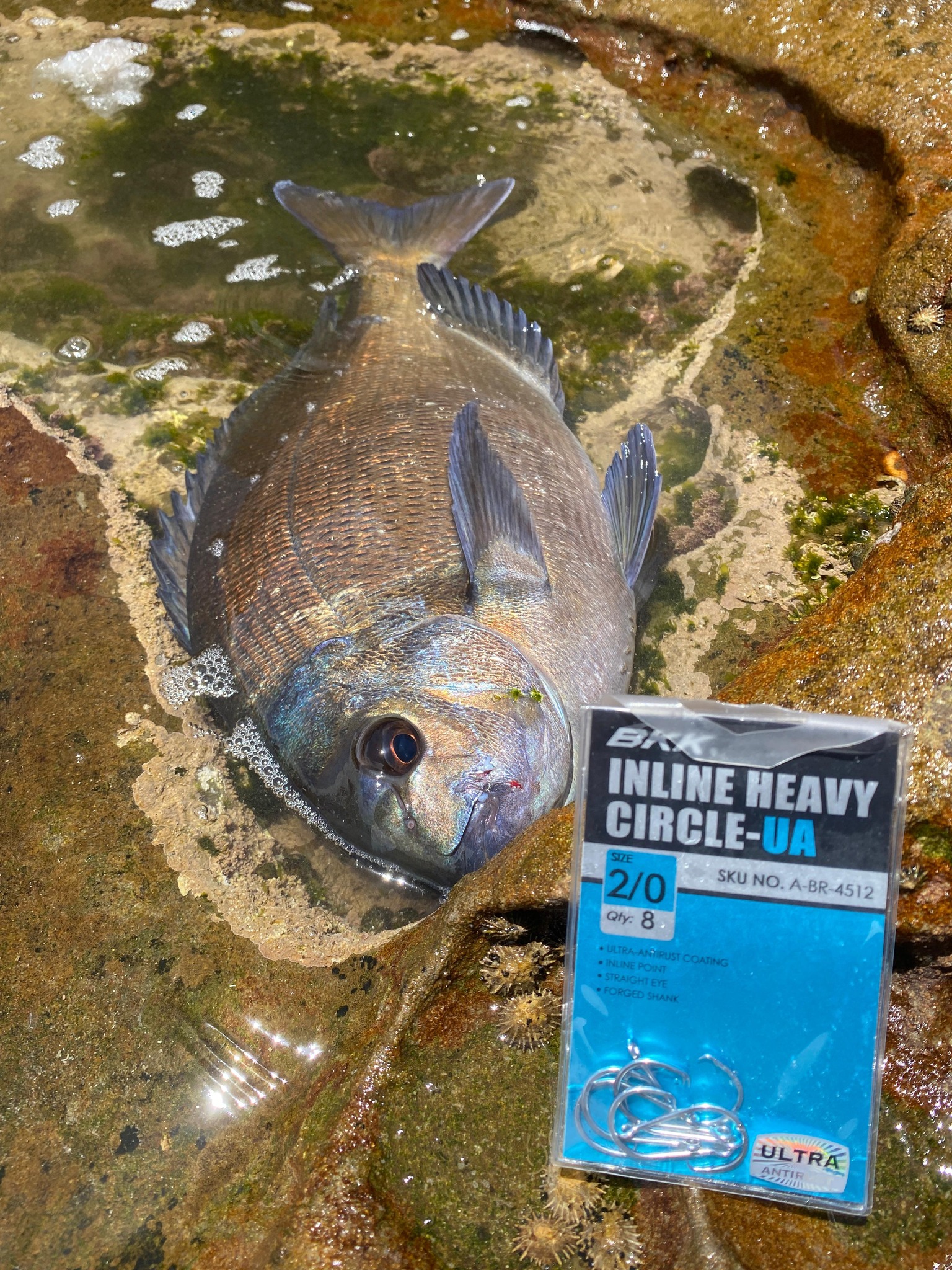 bomber weighted fish hooks size 3 0 bronze VMC Round Bend Treble Hook, 3/0 / The Mustad 3565 Bronze OShaughnessy Treble Hook 2X Strong is a classic Mustad 2X extra heavy wire treble hook with OShaugnessy Fly Hooks