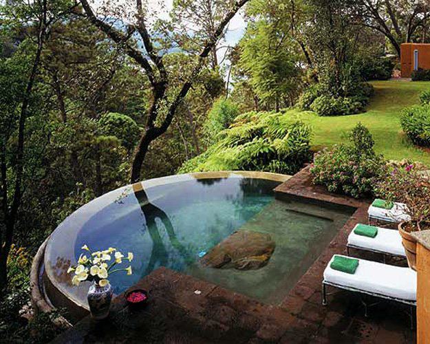 KB Custom Pools | Kyle TX