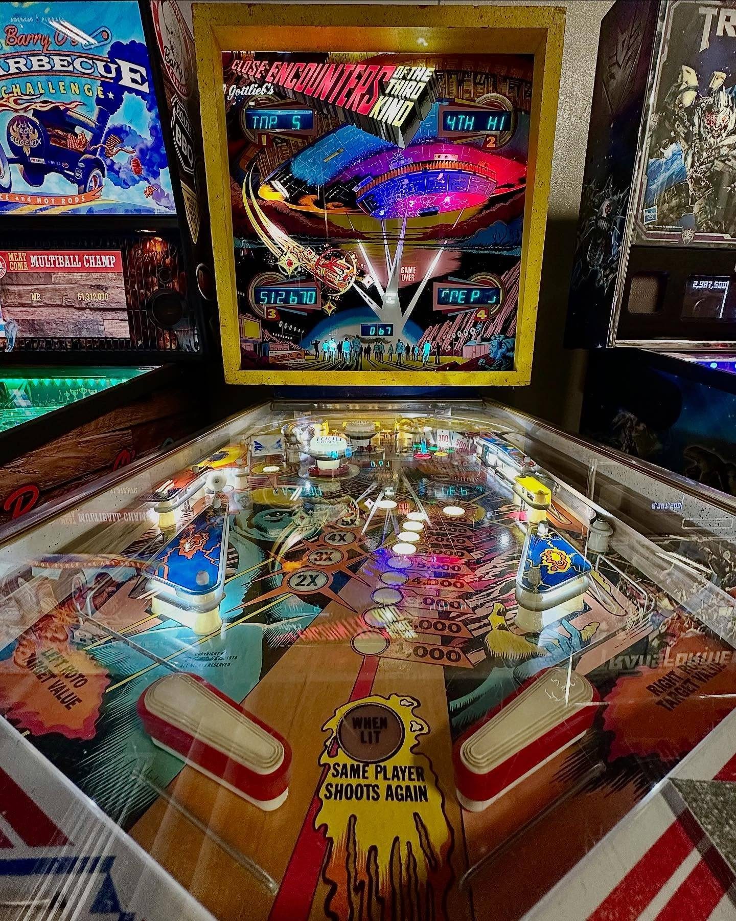 Rare 1978 Gottlieb Close Encounters pinball machine