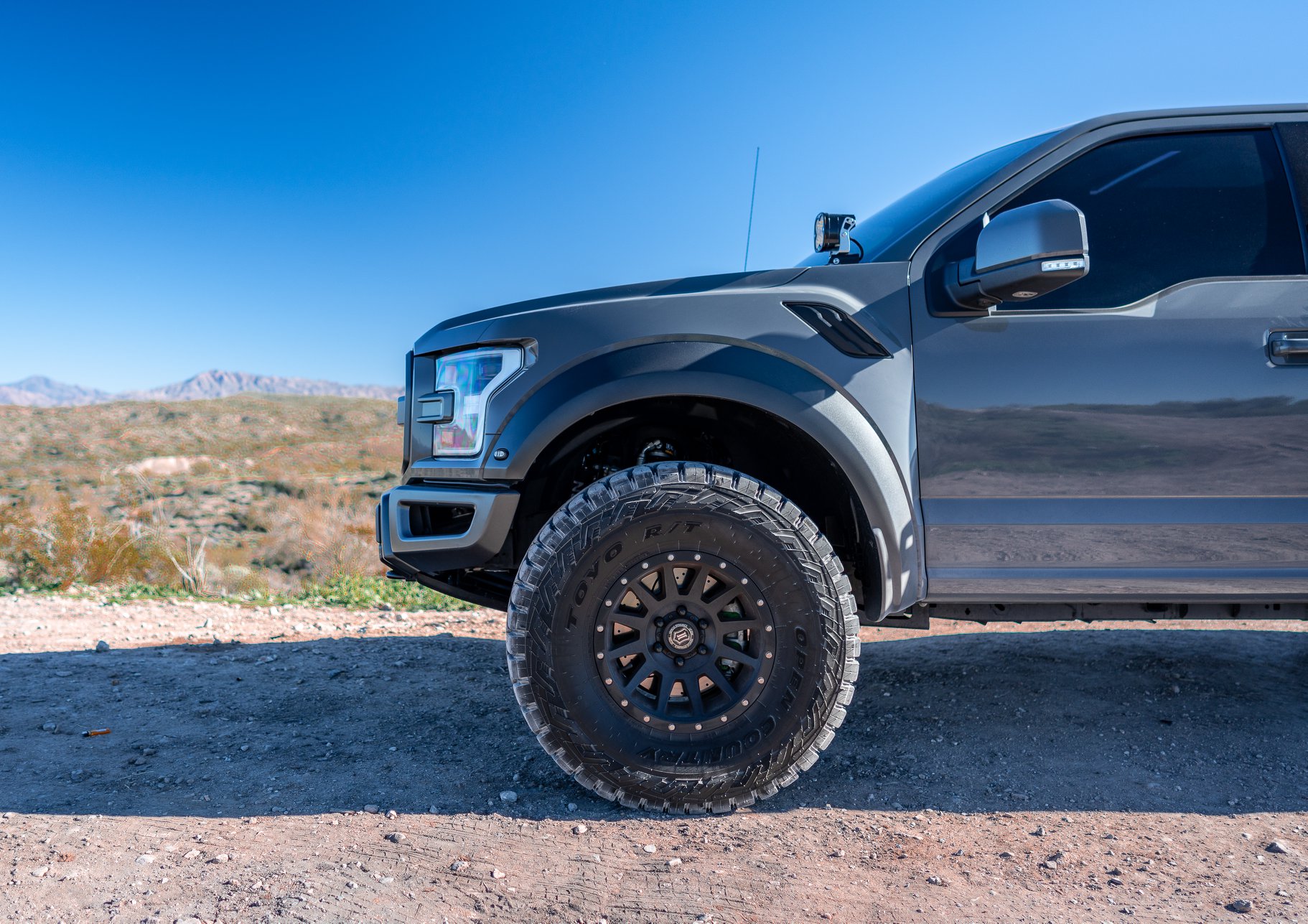 SDHQ - A side profile look at our #SDHQbuilt Gen 2 Raptor... | Facebook