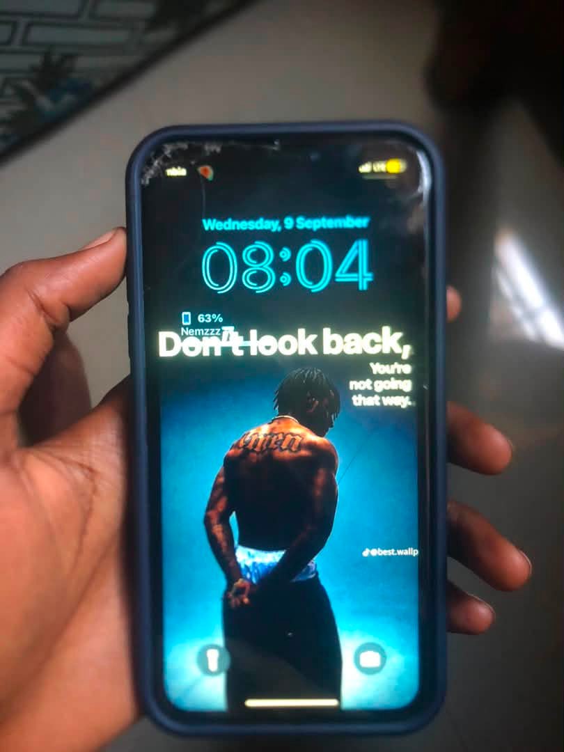 iPhone XR fully functional with Face ID and True Tone , 64gb only
