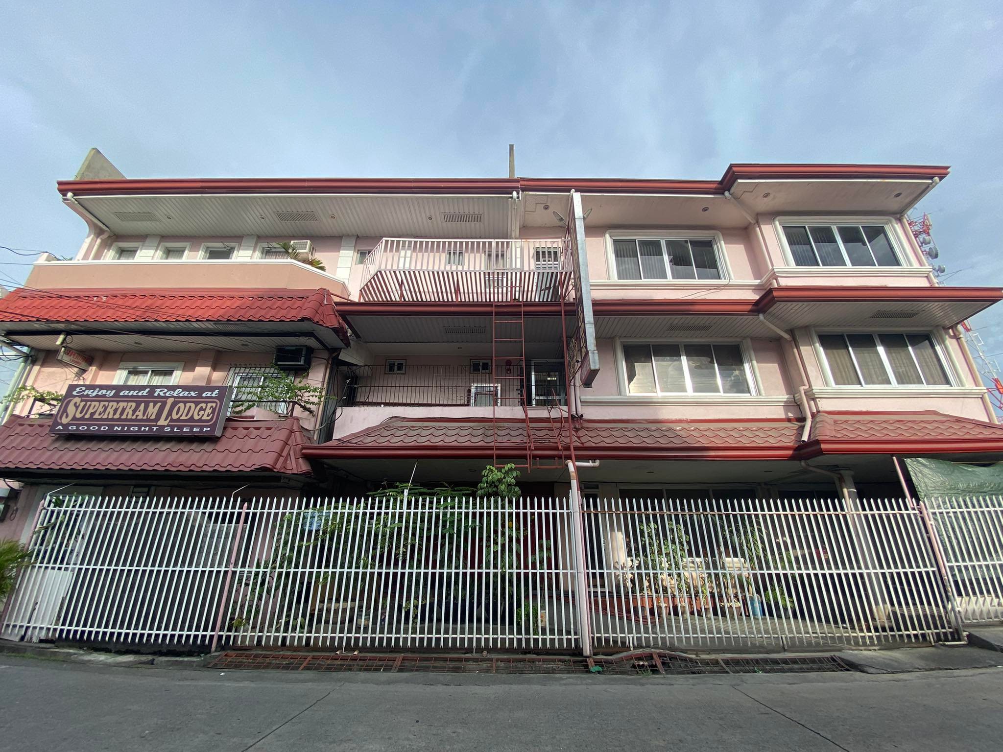 Supertram Lodge Laoag City | Laoag City