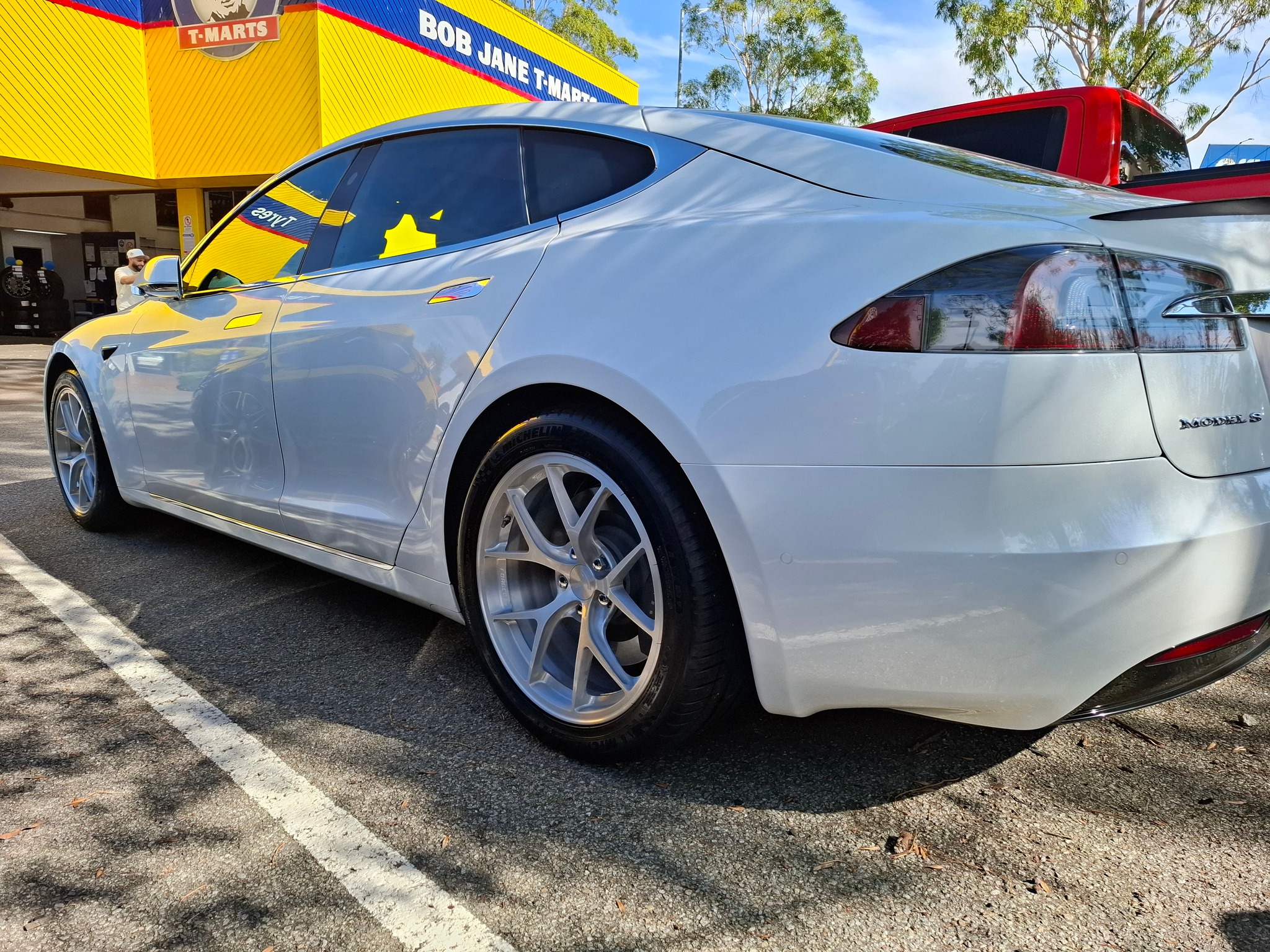 Tesla Model S New Wheels and Tires Upgrade Experience