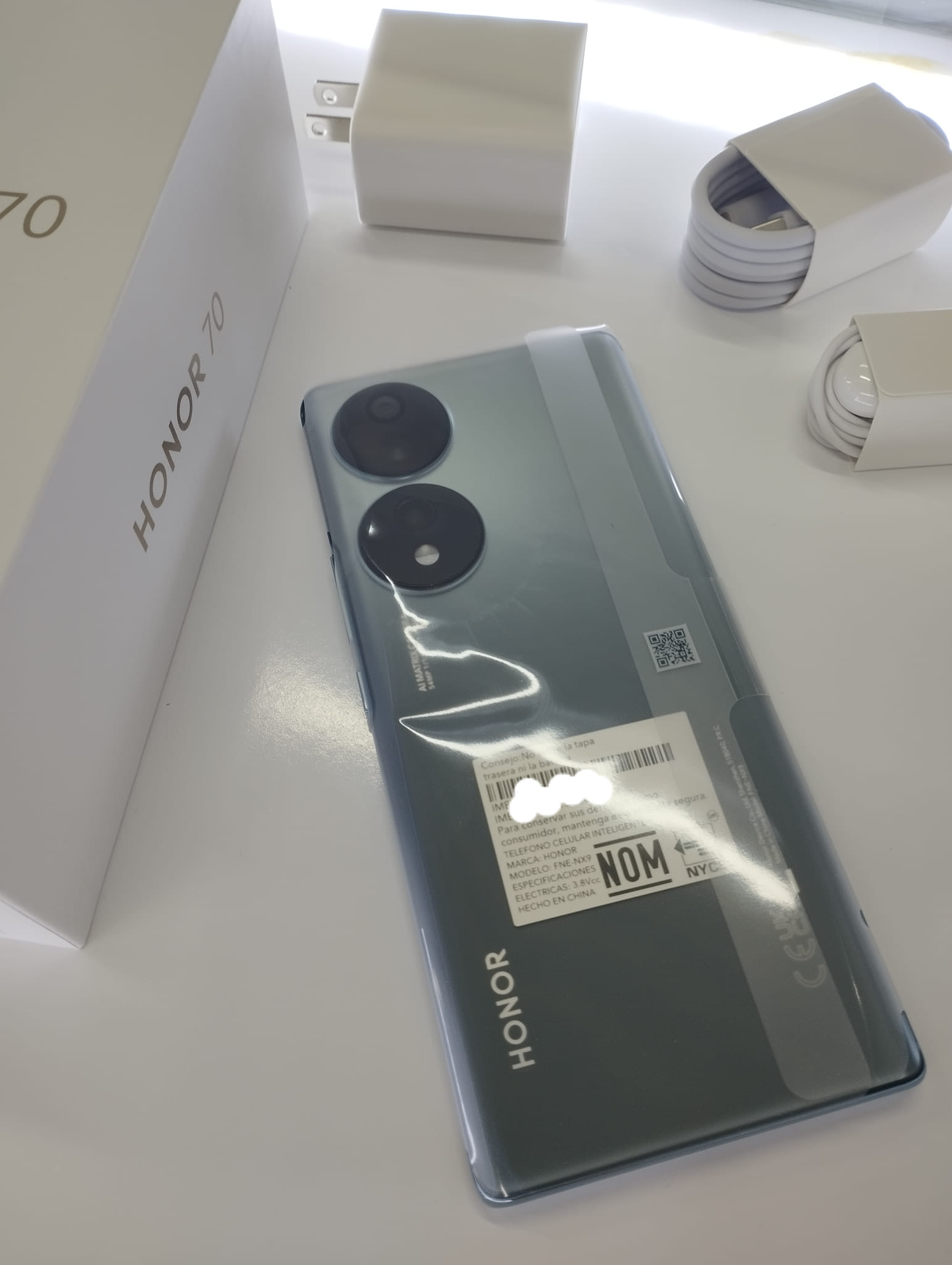 Te ofrecemos el Honor 70 de 256gb cuenta con una cámara principal 