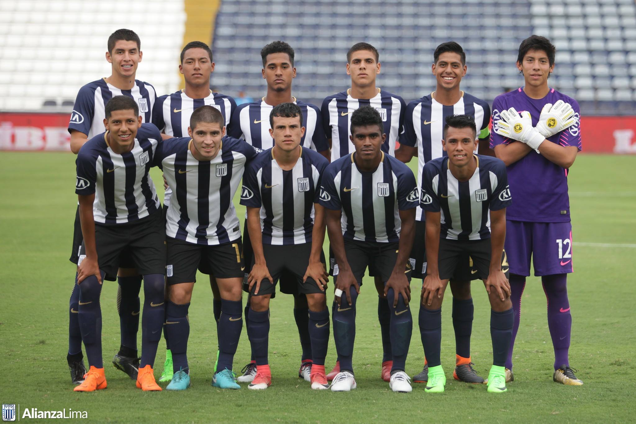 📸 Imágenes del partido de la Reserva... - Club Alianza Lima
