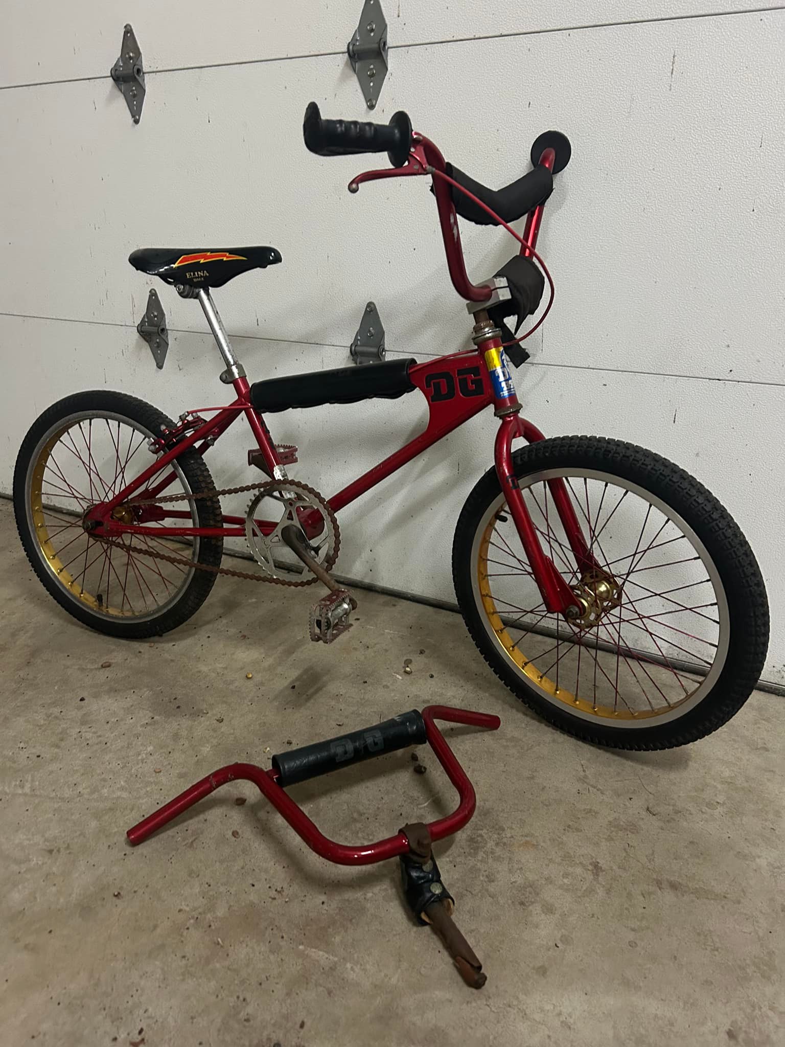 Adding 1980 DG bike to collection with Ukai rims and Suzue hubs
