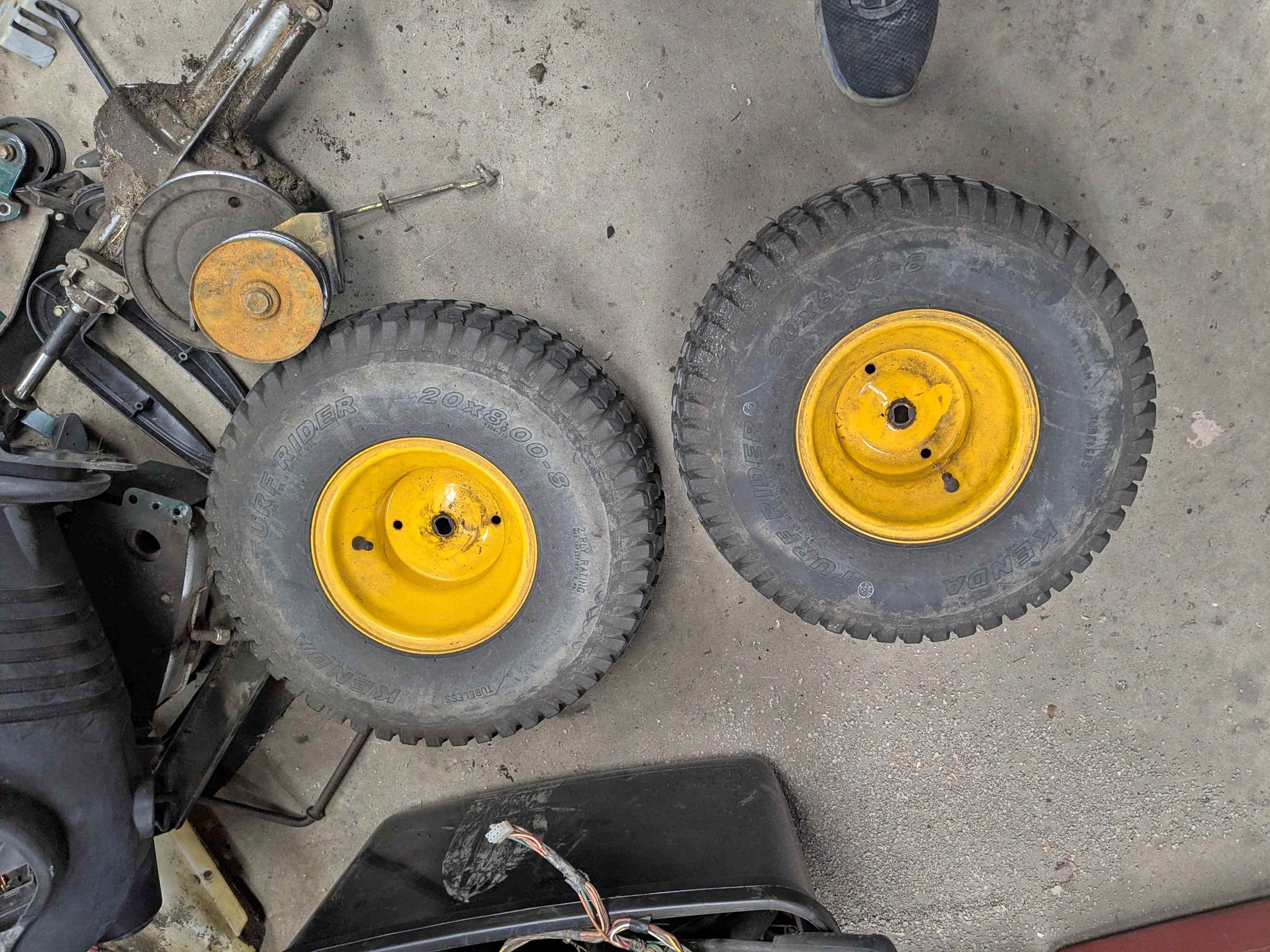 Back tires - Car Wheels, Tires & Parts - Howard, Wisconsin | Facebook ...