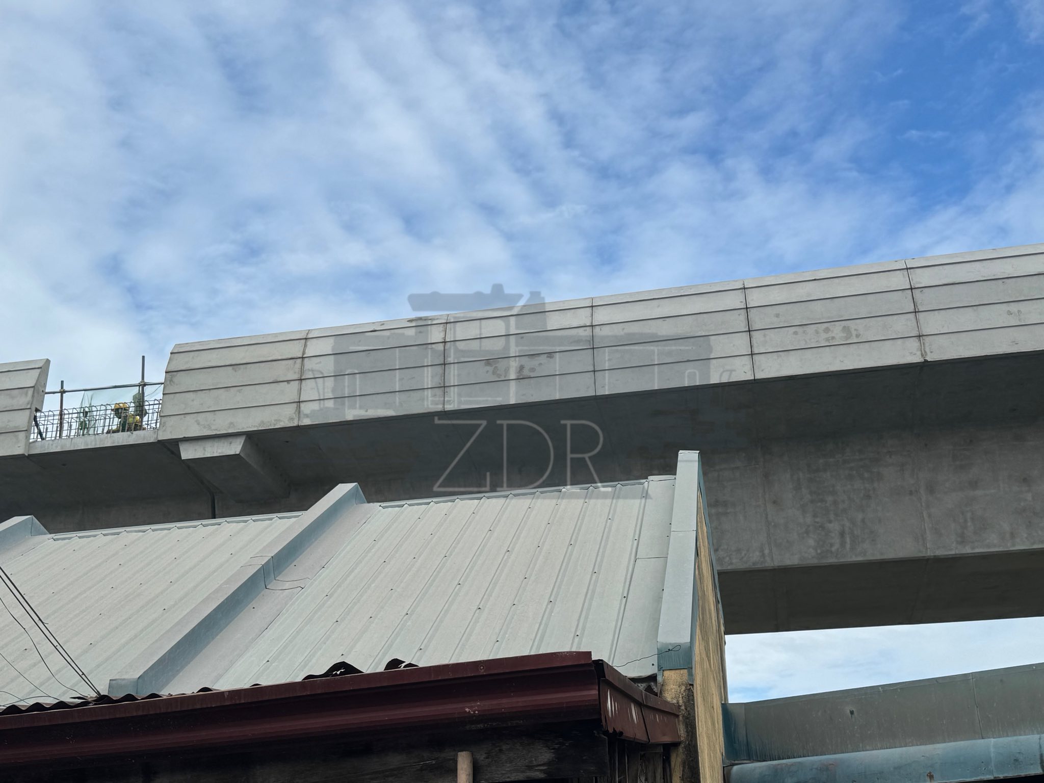 Installing newly Parapet walls on NSCR’s Viaduct in Santa Rosa Segment ...
