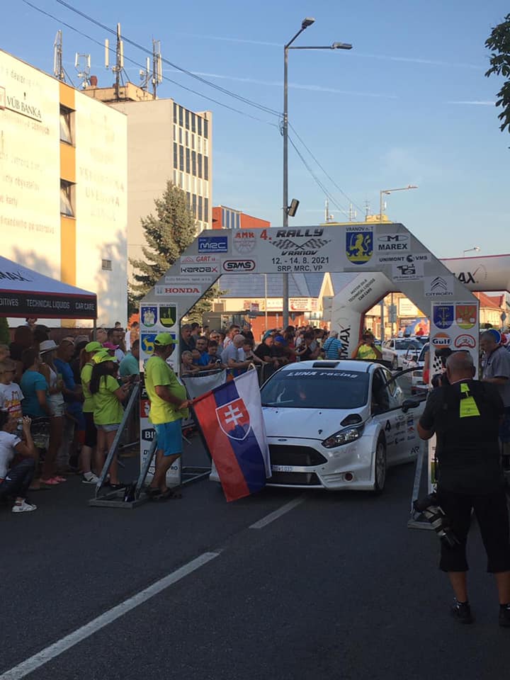 LUNA racing